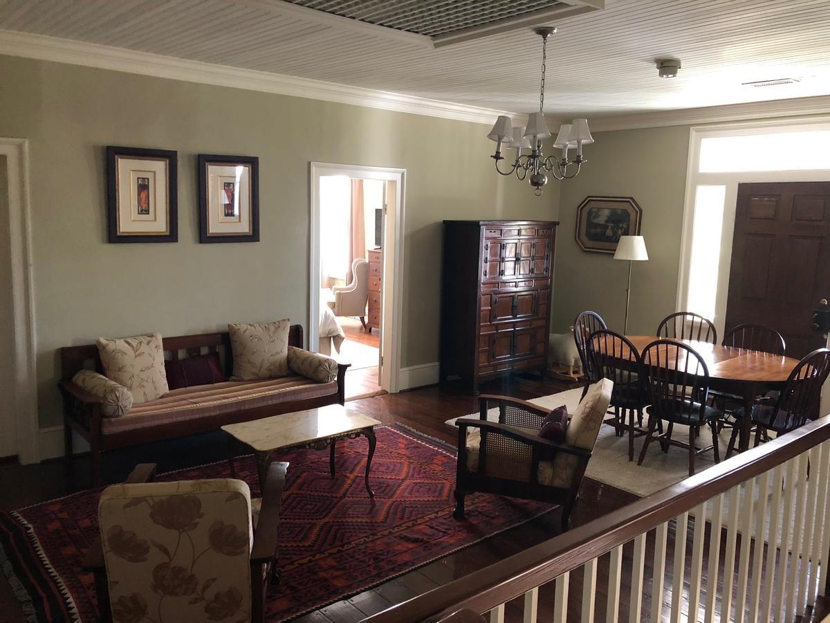 The Elizabethtown Inn Bagian luar foto