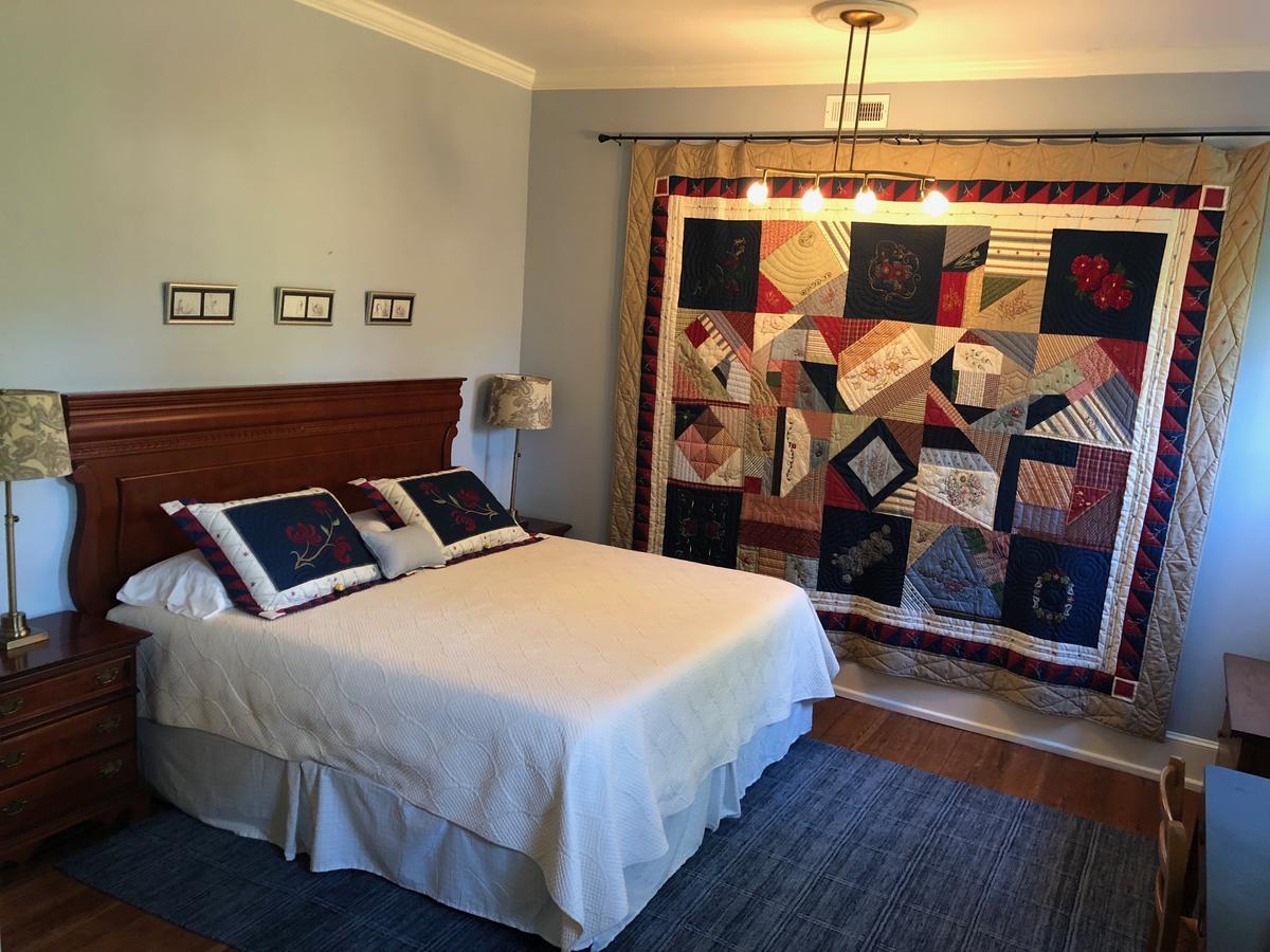 The Elizabethtown Inn Bagian luar foto